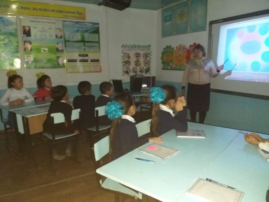 "Балам бол, басқа бол-барлығыңа заң біреу-ақ"