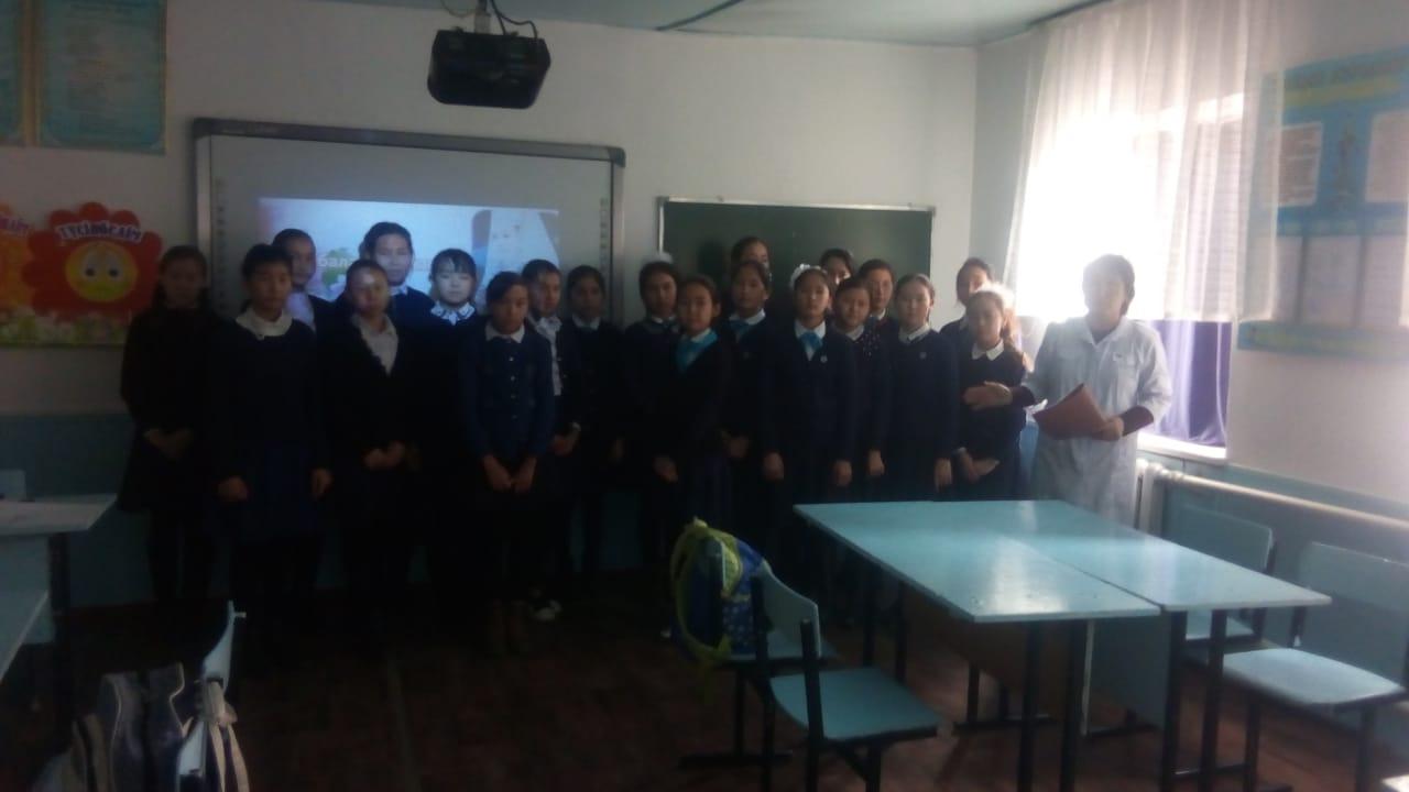 Мектеп асханасы аясында ғы іс-шара "Дәрумендер"